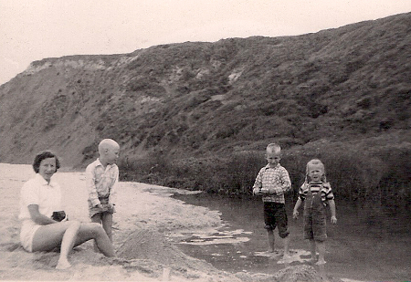 ERR with SRR, BAR, and PAR, at pond north of Cozy Cottage, circa 1955